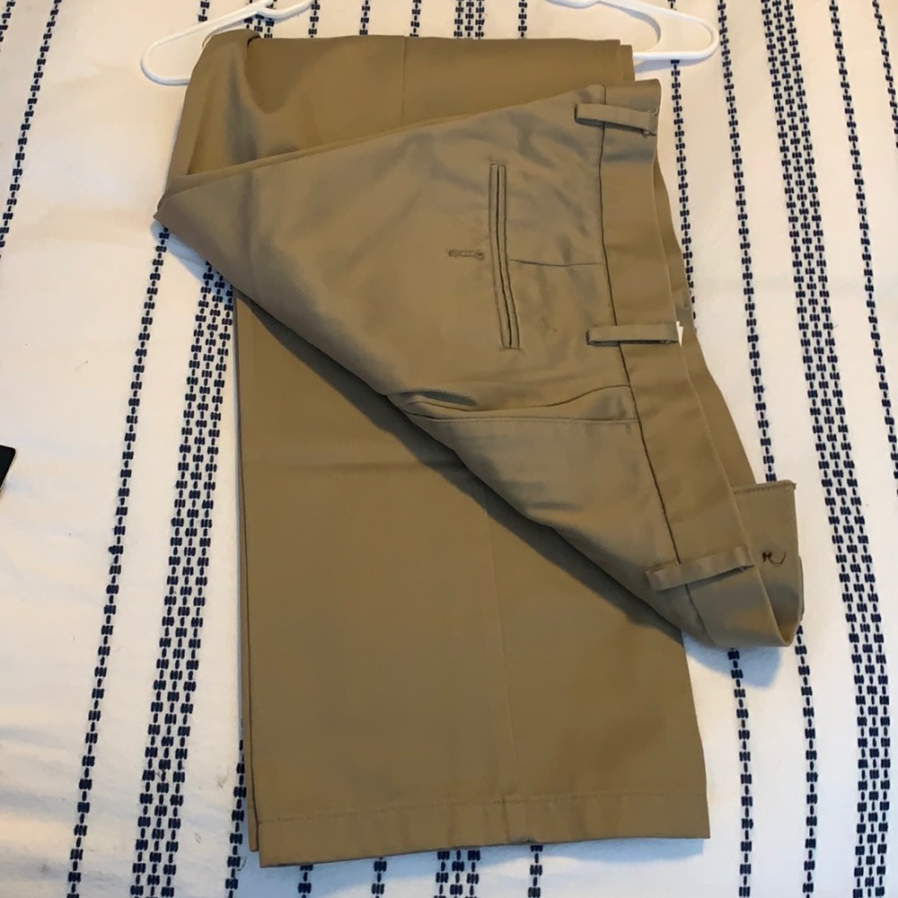 Men’s dockers pant- worn once!